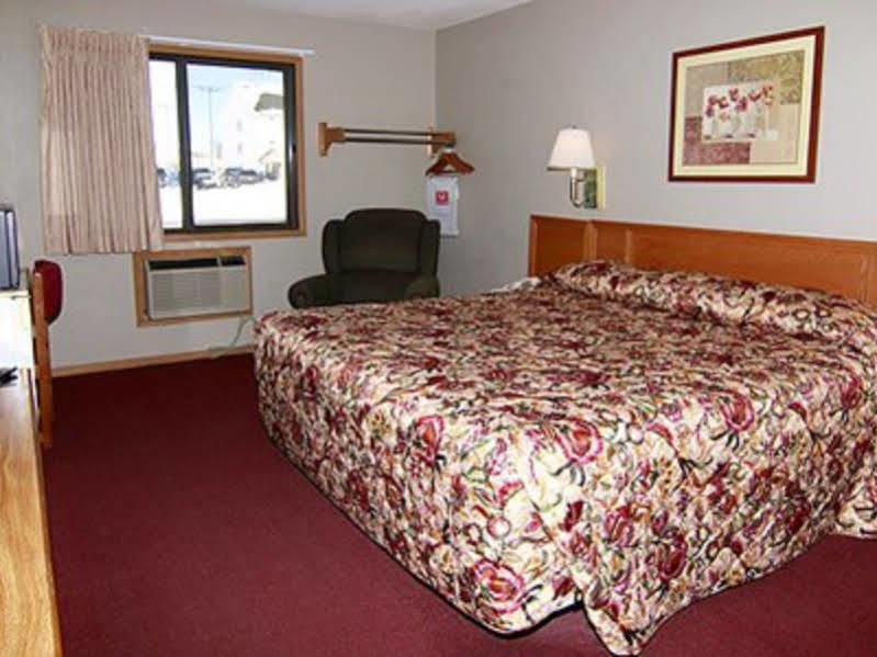 Econo Lodge Ames Exterior photo